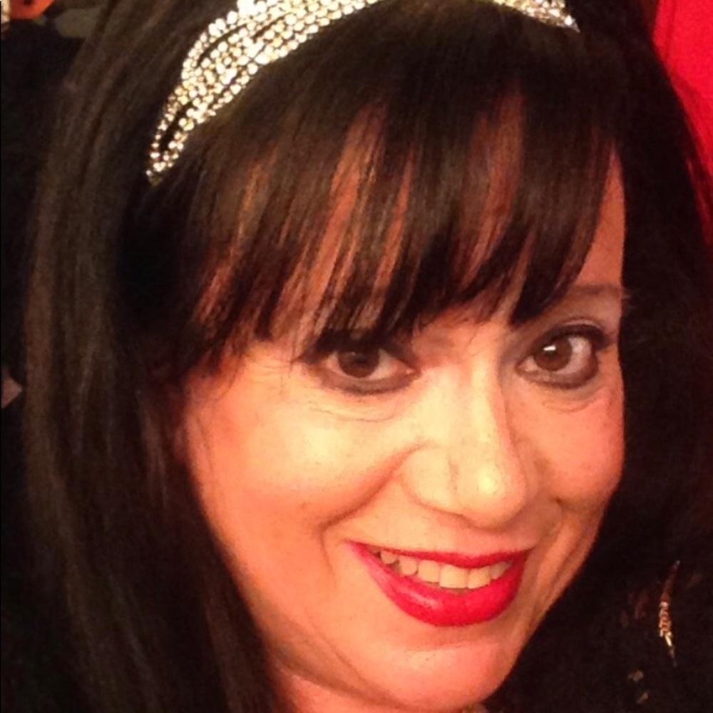 Meet your Posher, Lynda